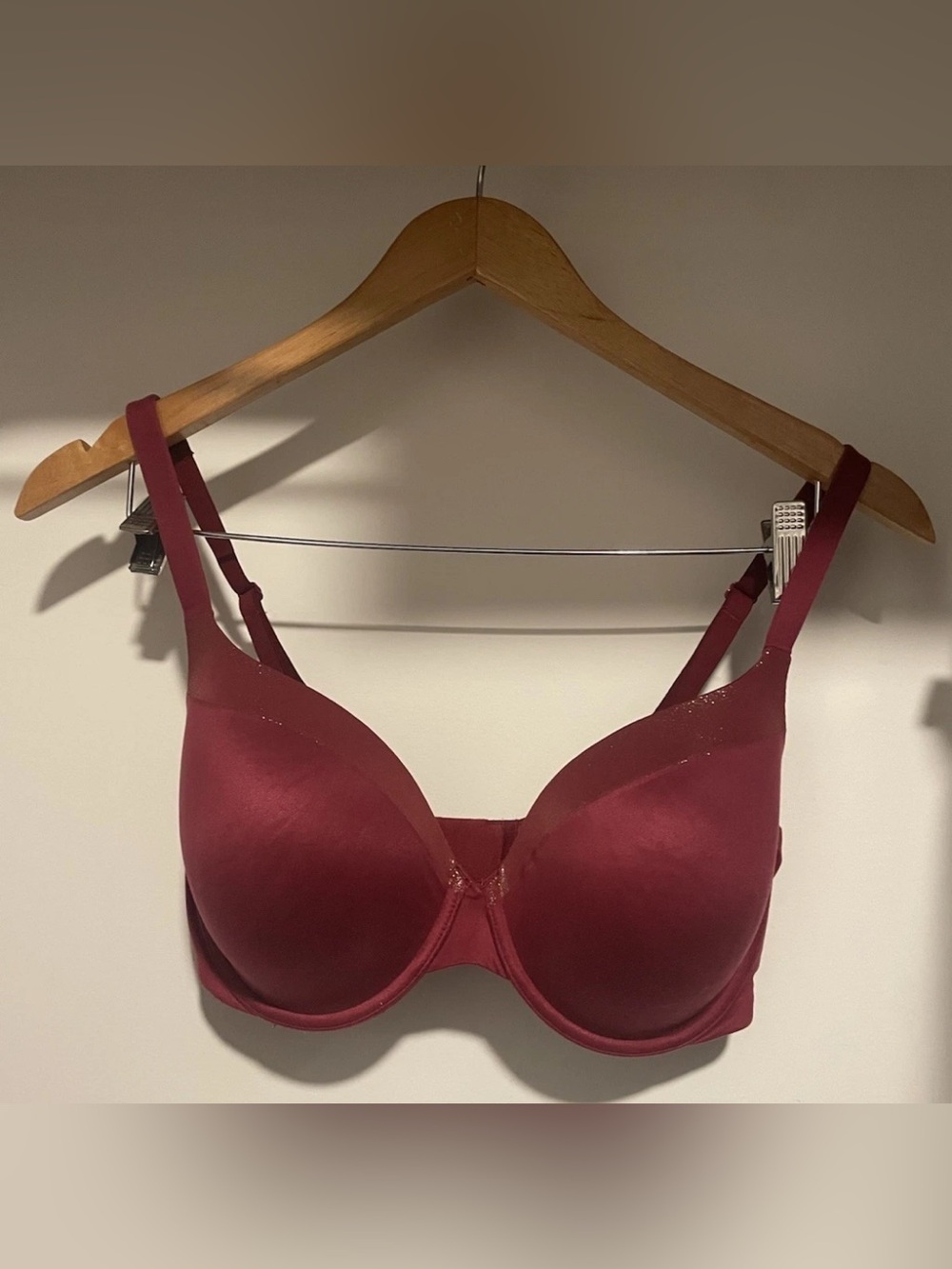 Body by Victoria Secret Lined Perfect Coverage Underwire Bra Size 36DD Red EUC